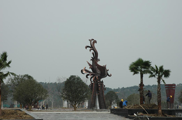 无锡吴文化广场主题雕塑《飞凤》